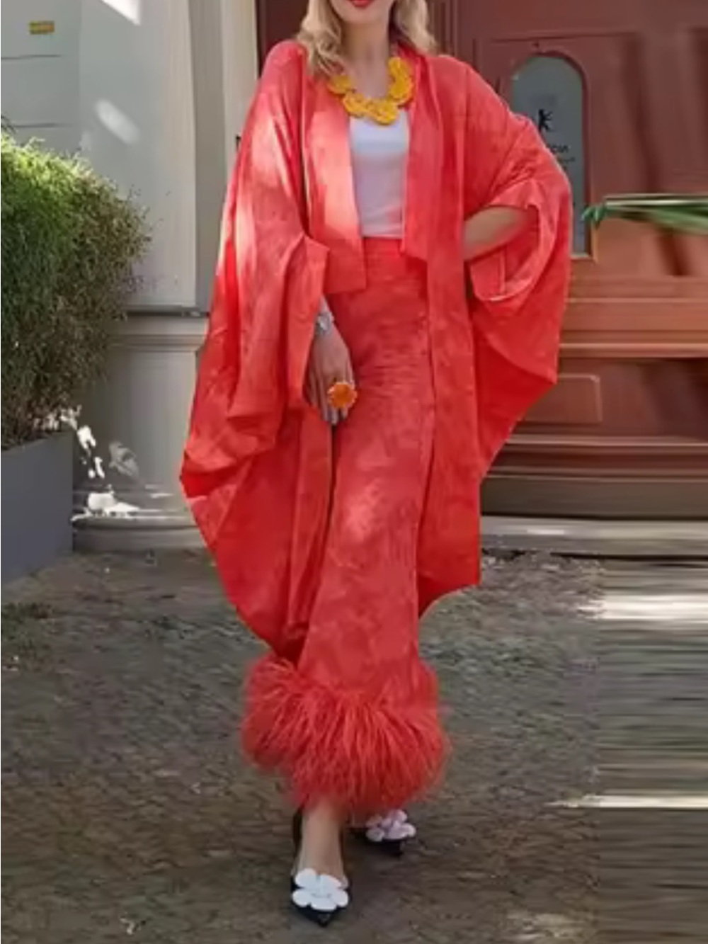 Marisa berenson by Zara Trouser with feather details